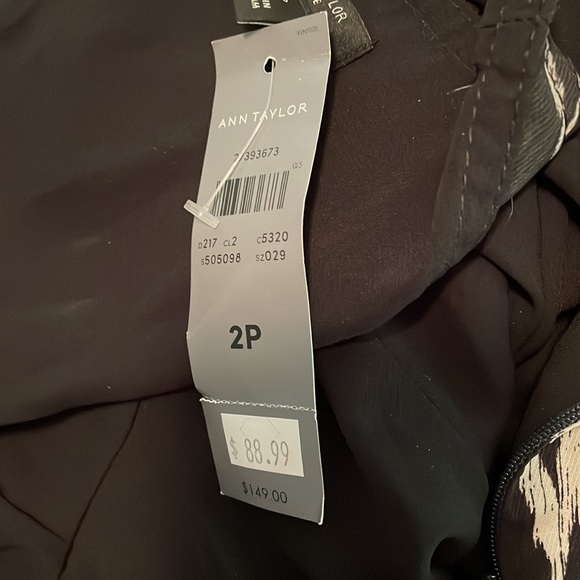 Ann Taylor dress. NWT - Picture 3 of 3